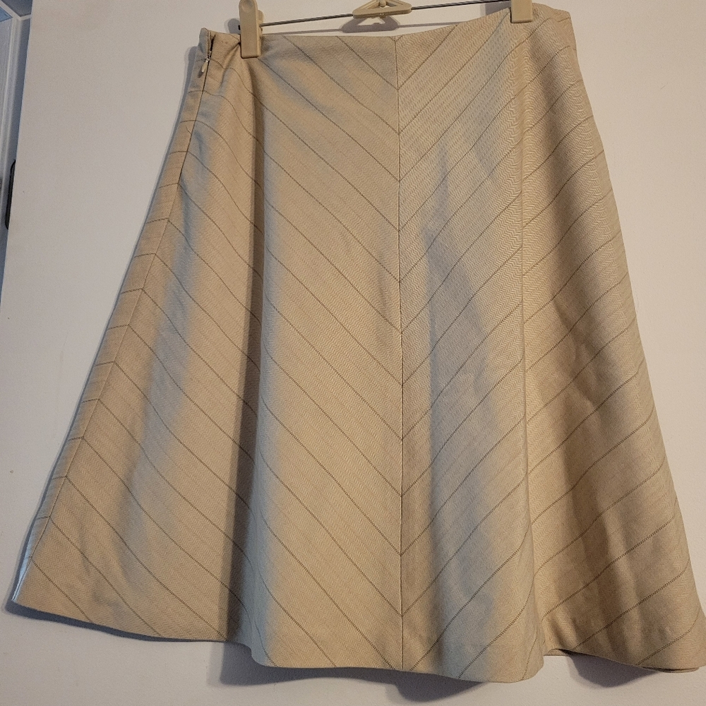 Womens  Dress Skirt Tan With Brown Stripes Size 8
